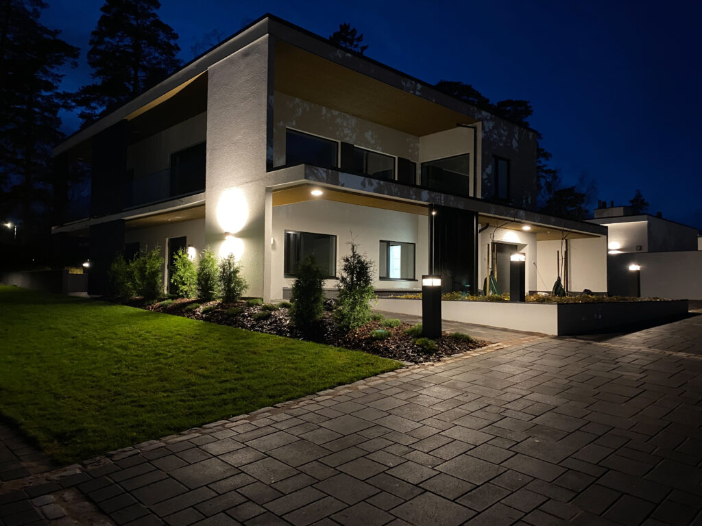 Lamekate tehtud tööd.